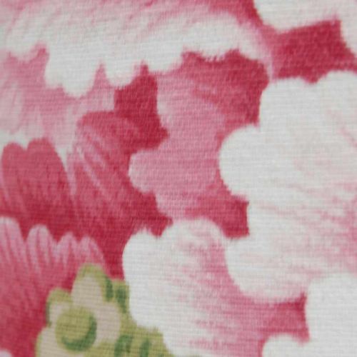 Detailaufnahme Blumenstoff für Schachtel Fleur in Rosa und weiß