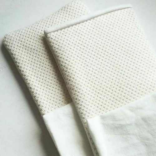 Bestecktaschen aus naturfarbenem Stoff